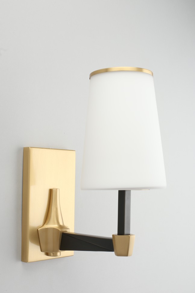 APL.803.01.01 APLOYT бра Malcia, латунь