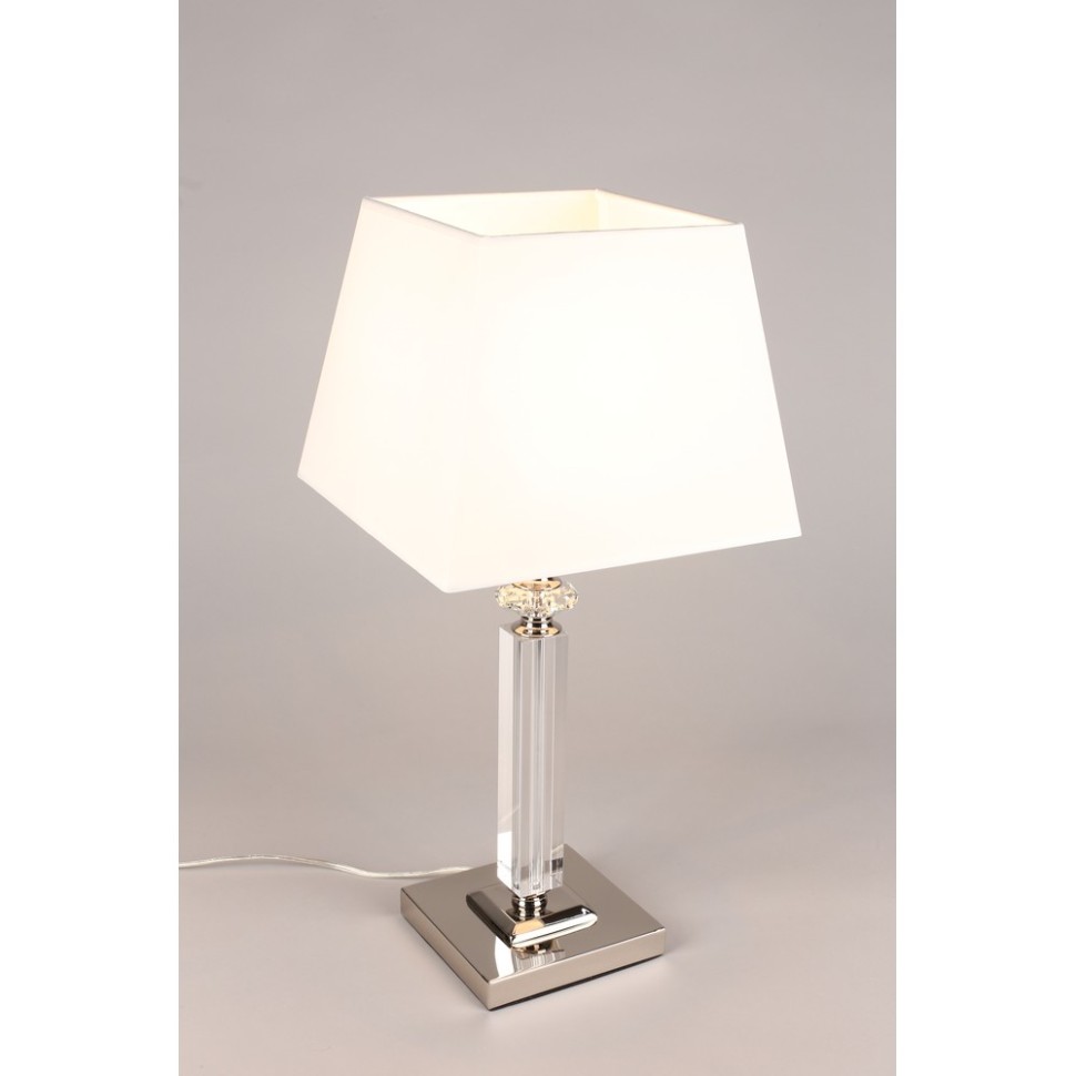 APL.723.04.01 APLOYT Лампа настольная Emilia