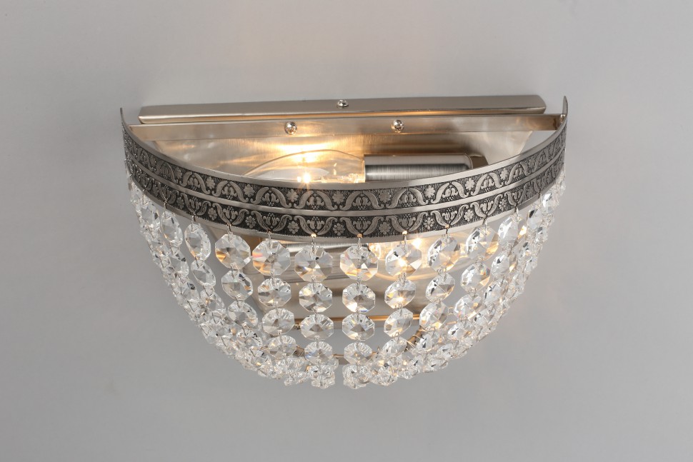 APL.756.11.02 APLOYT бра Helcia, никель