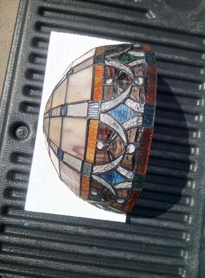 824-801-01 Velante настенный светильник в стиле Тиффани