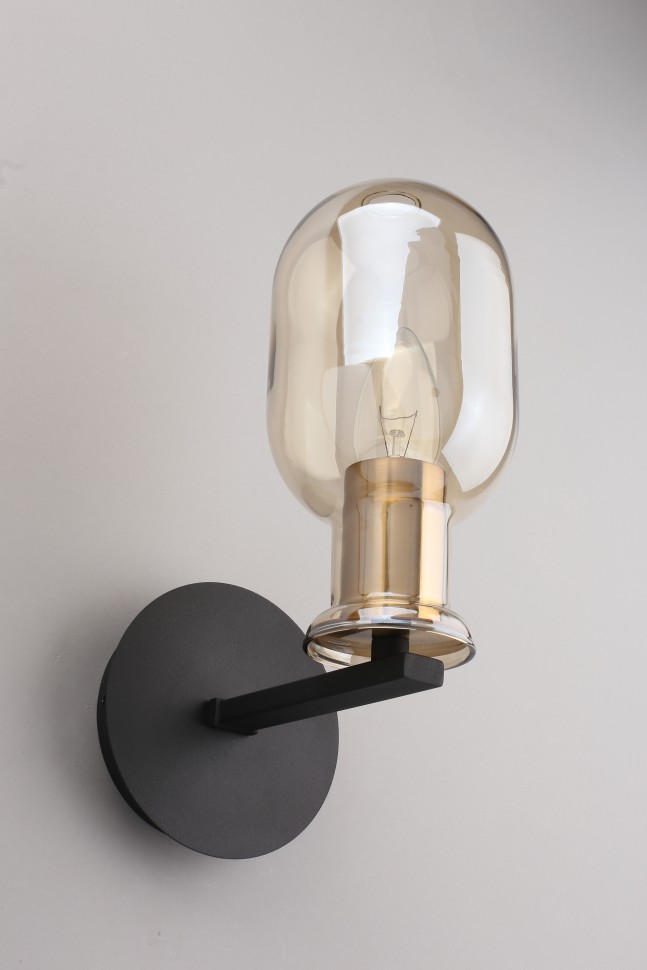 APL.901.01.01 APLOYT бра Stefani