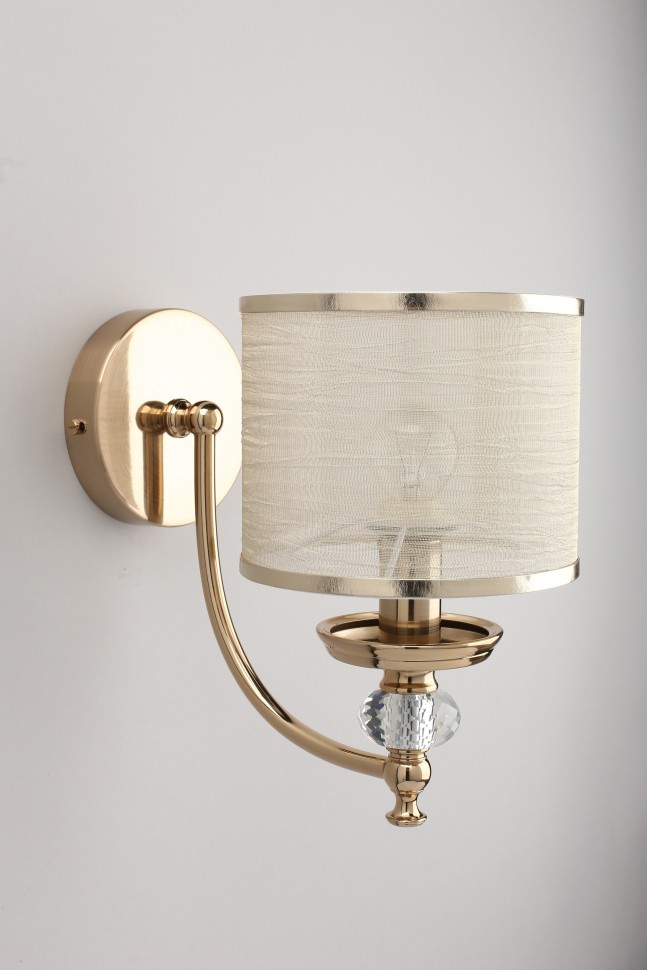 APL.720.01.01 APLOYT настенное бра Agata