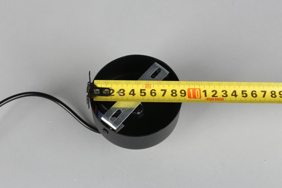 OML-100516-12 OMNILUX черный подвесной светодиодный светильник Domenica, 12W, 660Lm, 4000K