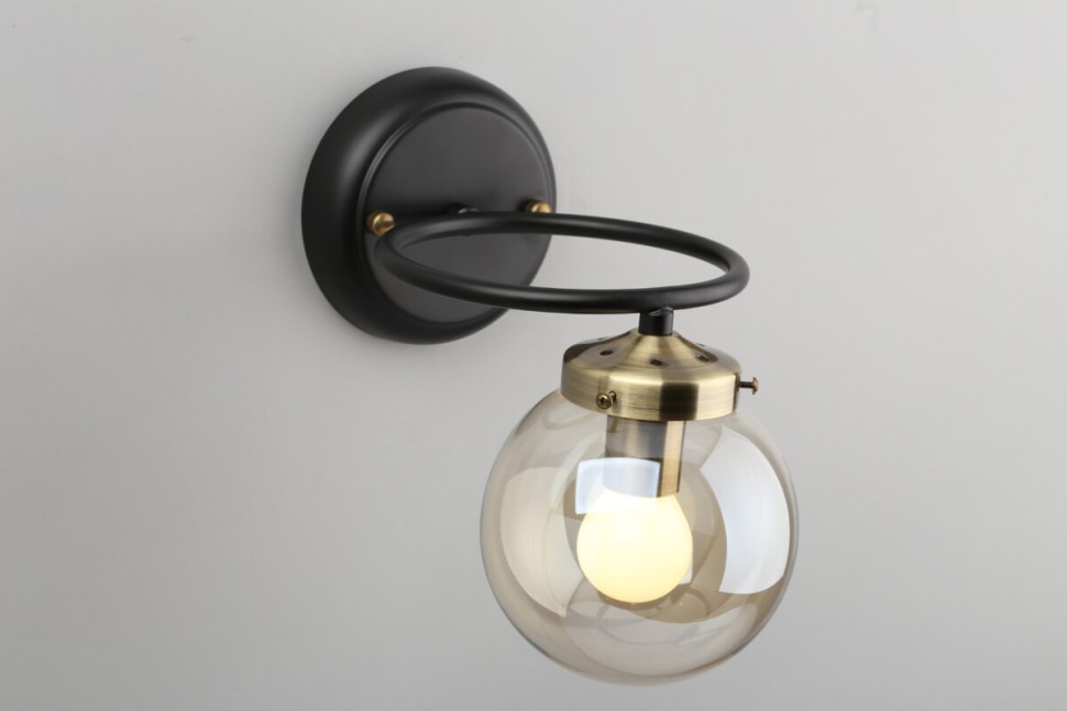 OML-94001-01 OMNILUX настенный светильник Sorrento