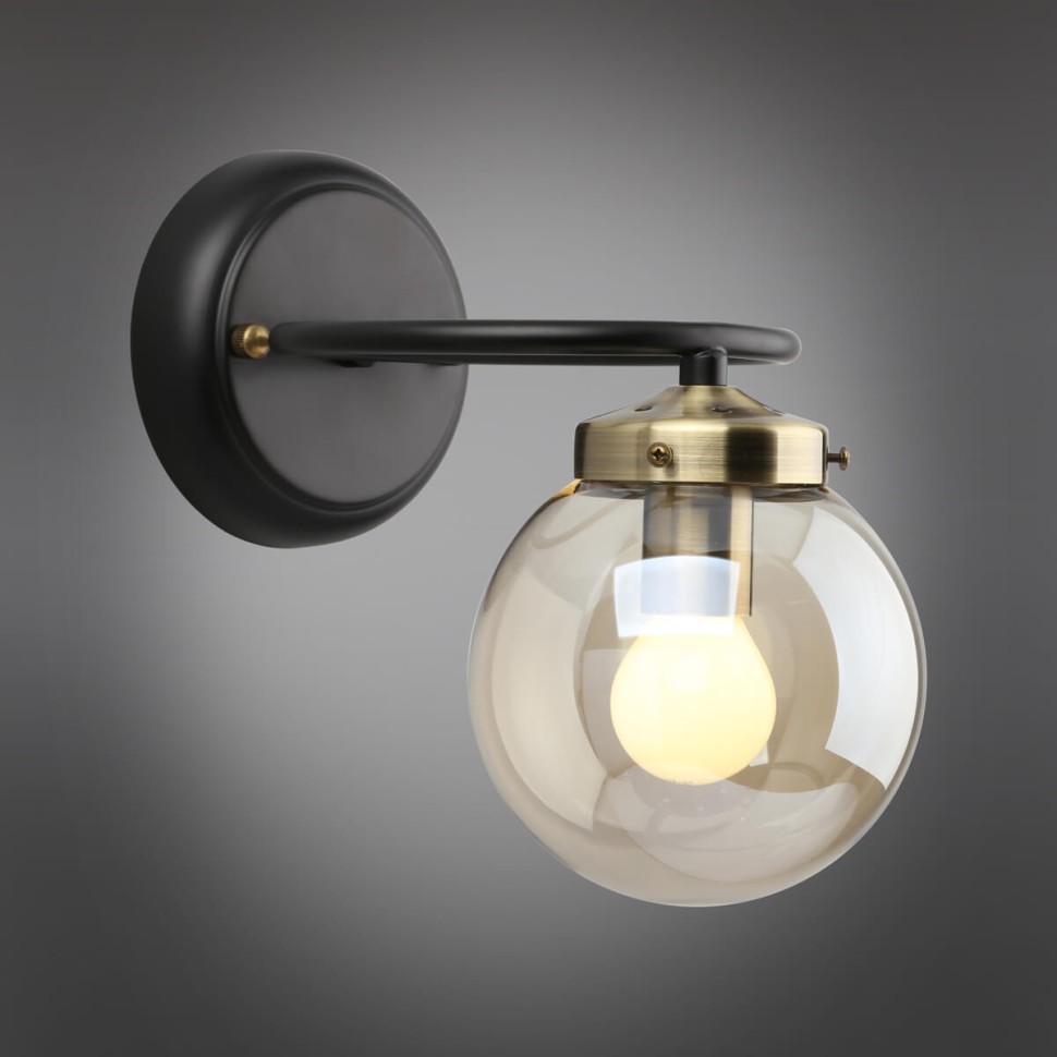 OML-94001-01 OMNILUX настенный светильник Sorrento