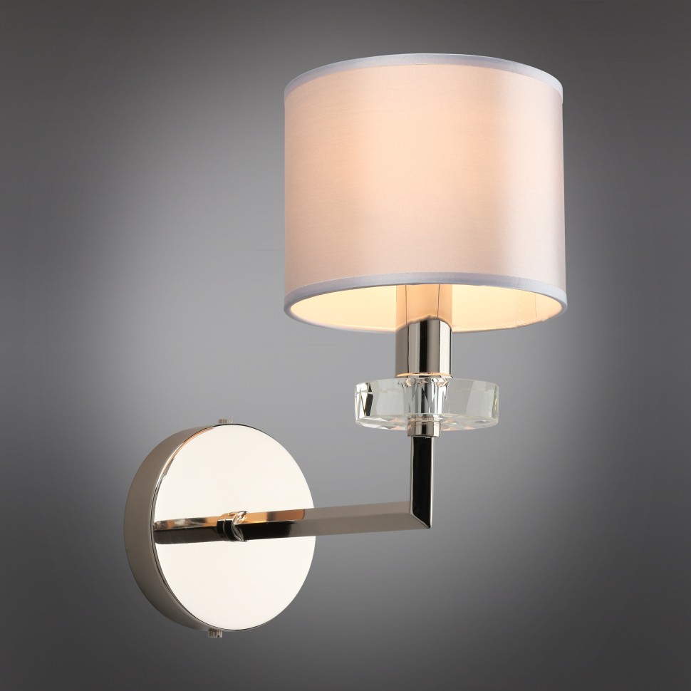 APL.752.01.01 APLOYT бра Emelin