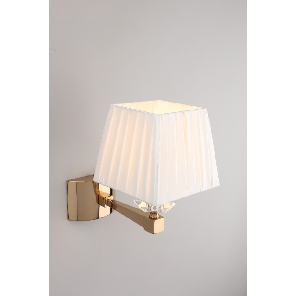 APL.722.11.01 APLOYT Бра Dominka, золото