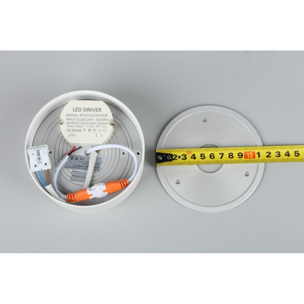 OML-100909-12 OMNILUX белый светодиодный накладной светильник Salentino, 12W, 4000K, 660Lm