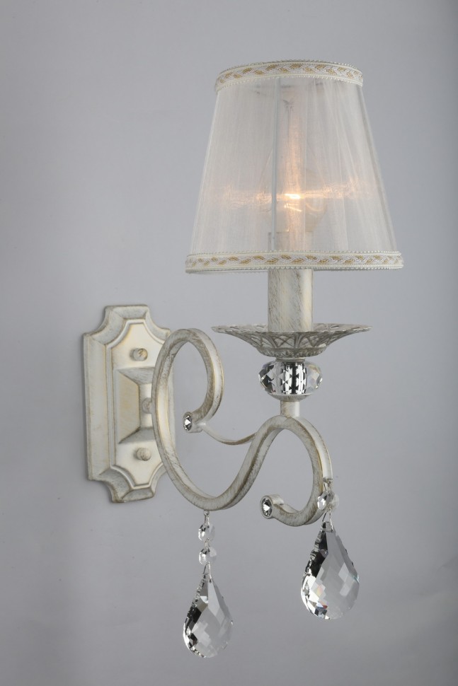 OML-79101-01 OMNILUX бра Belluno, белое с золотой патиной, E14*1*40W