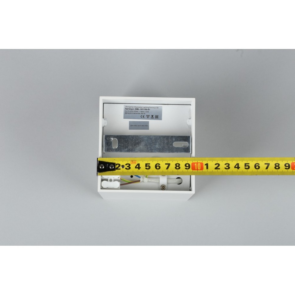 OML-101109-01 OMNILUX белый накладной светильник Feletto, GU10*1*50W