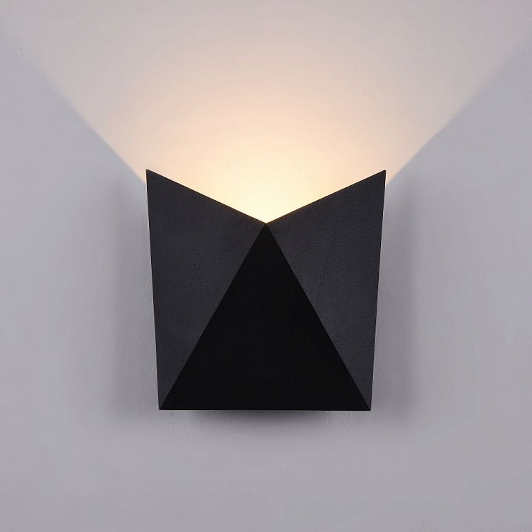 O802WL-L7B Maytoni Maytoni Настенный светодиодный светильник