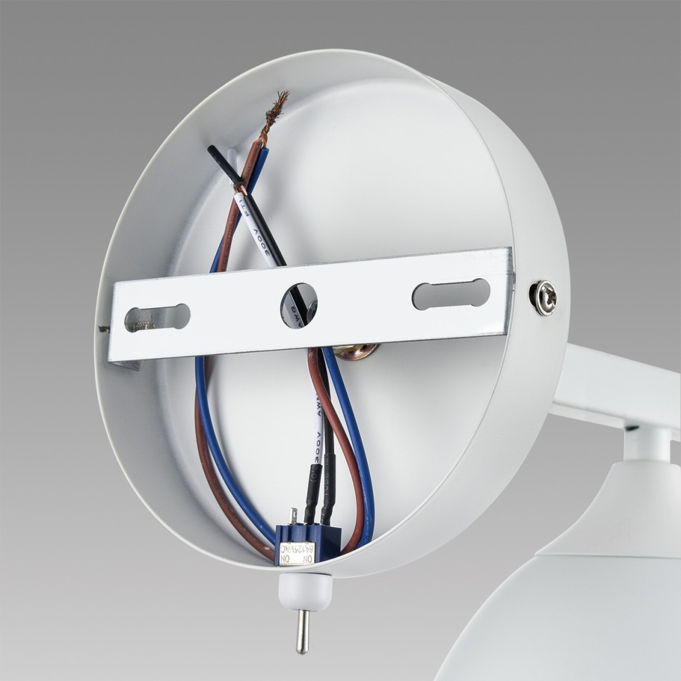 8095/1W LUMION бра с выключателем COLANGE в скандинавском стиле, белое