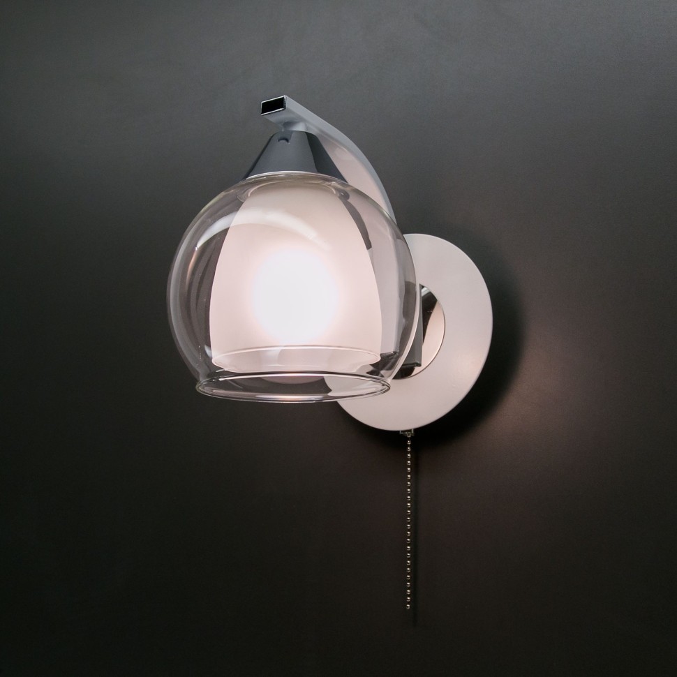 CL152310 Citilux Белое бра с выключателем Кристи