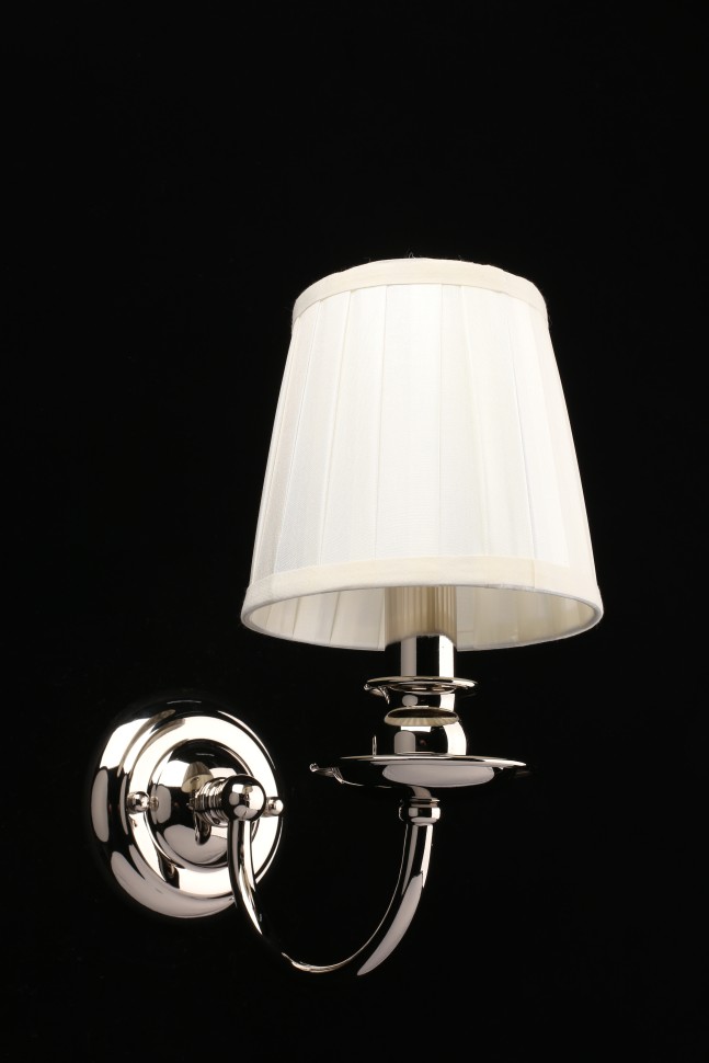 APL.704.01.01 APLOYT бра Gaell