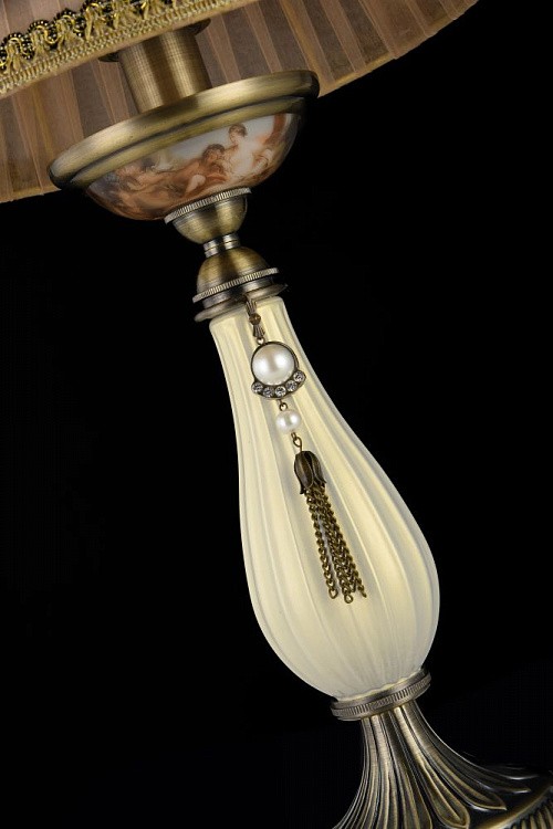 RC024-TL-01-R Настольная лампа Demitas