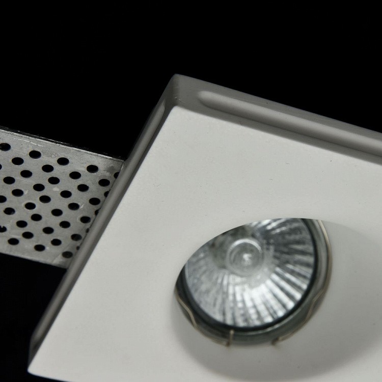 DL002-1-02-W Maytoni Встраиваемый светильник Gyps Modern