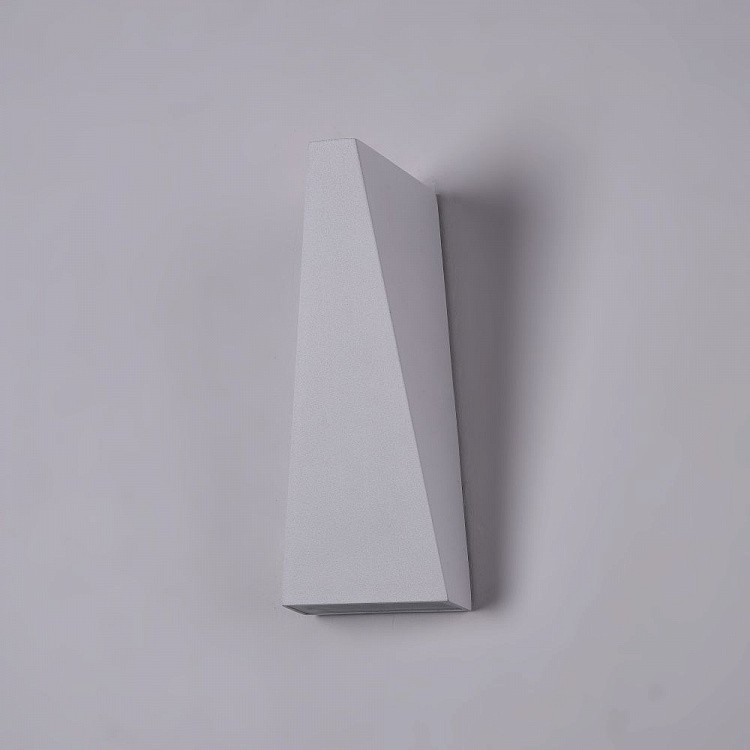 O580WL-L6W Maytoni Уличный настенный светильник Times Square