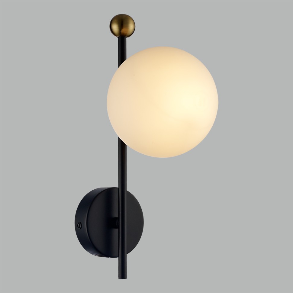 6581/1W LUMION Светильник настенный MELODY, черный, золотой