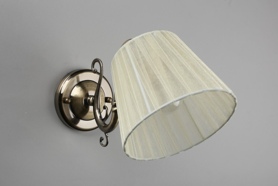 OML-29111-01 OMNILUX Leonessa бра с выключателем, бронза, кремовый