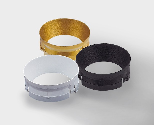 DANNY white ITALLINE белый накладной светильник GU10*9W