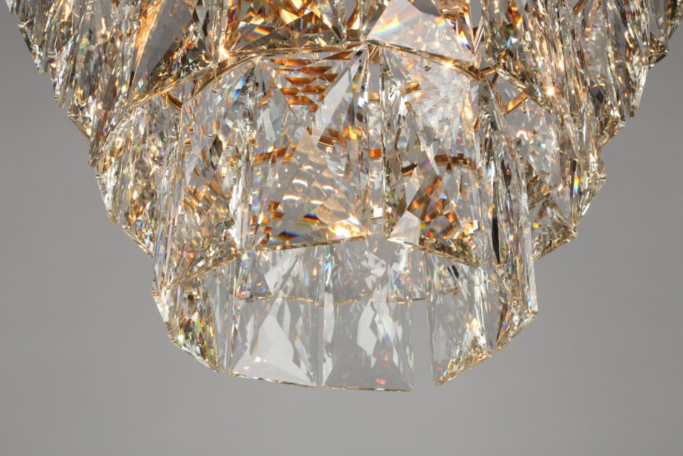 OML-72903-12 OMNILUX каскадная хрустальная люстра Volpedo, E14*12*40W, 48см диаметр