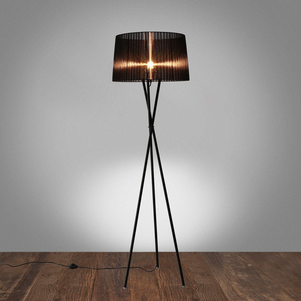 OML-62915-03 Omnilux Fascia Черный торшер "тренога" на 3 лампы