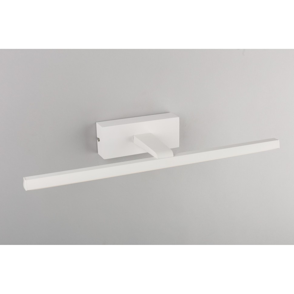 OML-24101-08 OMNILUX Bresso белая подсветка для зеркал и картин 8W, 440Lm, 4000K, 46см, IP44