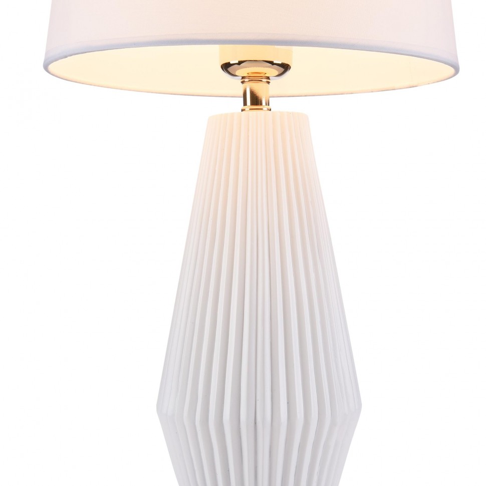 Z181-TL-01-W Maytoni Настольная лампа Calvin Table