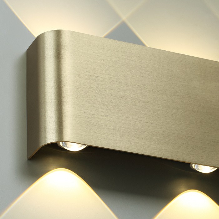 7107/8WL ODEON LIGHT MAGNUM Настенный светильник, бронза, IP20, LED 8W, 3000K, 220V